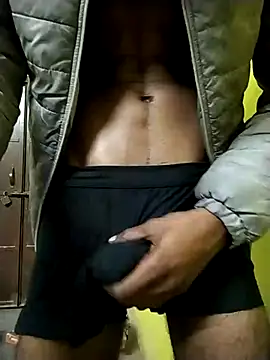 Snapshot of Jordyalnino92 chatting on December 21, 2025, 7:54 pm Jordyalnino92 online show from December 21, 2025, 7:54 pm