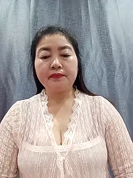 Snapshot of Jumi_livesexy chatting on February 12, 2026, 9:32 pm Jumi livesexy online show from February 12, 2026, 9:32 pm