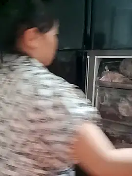 Snapshot of Sweet-Berryy chatting on March 2, 2026, 3:52 am Sweet-Berryy online show from March 2, 2026, 3:52 am