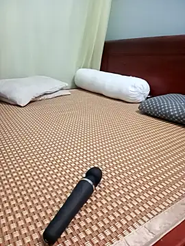 Snapshot of Sweet-Berryy chatting on April 12, 2026, 8:47 pm Sweet-Berryy online show from April 12, 2026, 8:47 pm