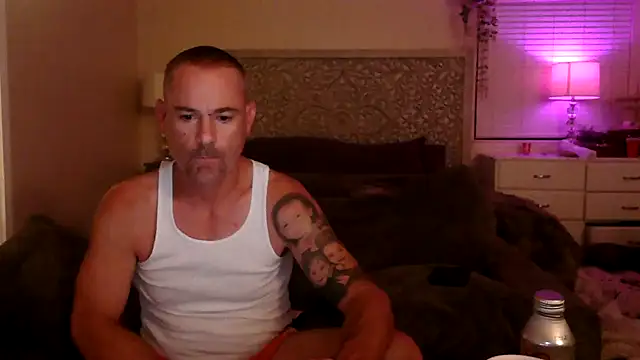 MISTERANDDEMI online show from May 17, 2026, 8:23 am