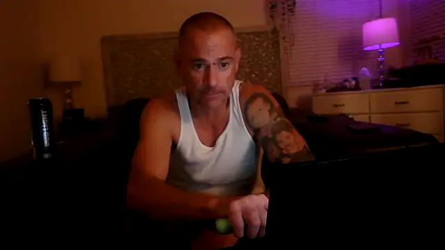 Snapshot of MISTERANDDEMI chatting on June 11, 2026, 8:56 am MISTERANDDEMI online show from June 11, 2026, 8:56 am