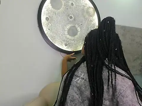 Snapshot of Harmony-01 chatting on February 7, 2026, 8:12 pm Harmony-01 online show from February 7, 2026, 8:12 pm