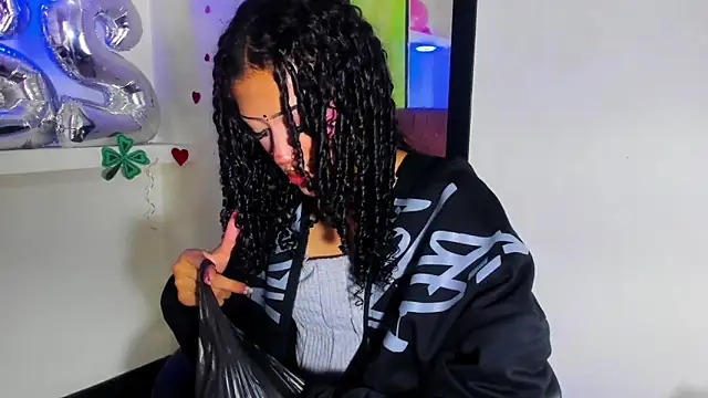 dolly boob online show from April 17, 2026, 5:21 am