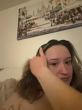 Snapshot of LilyLuck_ chatting on February 26, 2026, 2:43 am LilyLuck online show from February 26, 2026, 2:43 am