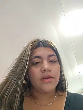 Ivy enjoy online show from May 25, 2026, 5:52 pm