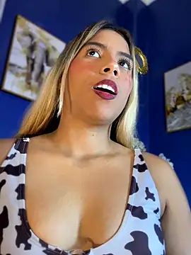 MiaSizzle online show from February 26, 2026, 8:08 pm