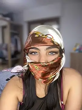 cristalblush online show from February 22, 2026, 6:17 pm