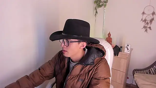 Aroon smith  online show from January 17, 2026, 1:38 pm