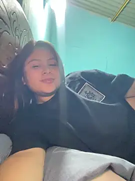 DiosaBg online show from February 25, 2026, 3:49 am