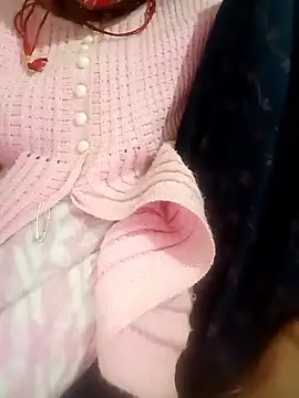 Snapshot of mantraverma chatting on January 6, 2026, 12:03 am mantraverma online show from January 6, 2026, 12:03 am