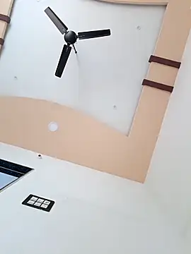 AmitKumar7758 online show from February 5, 2026, 11:26 am