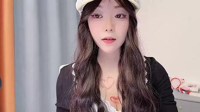 Snapshot of smalldaisy chatting on March 16, 2026, 5:44 am smalldaisy online show from March 16, 2026, 5:44 am