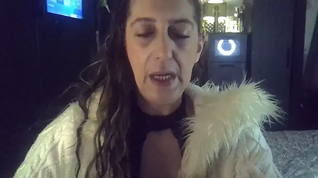 labelgecoquine online show from February 2, 2025, 10:17 pm