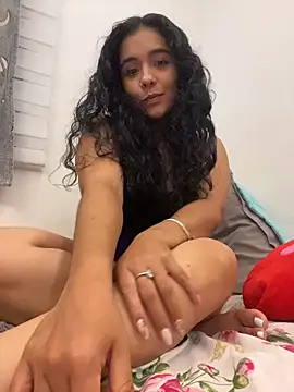 Snapshot of ateneacute chatting on April 5, 2026, 6:43 am ateneacute online show from April 5, 2026, 6:43 am