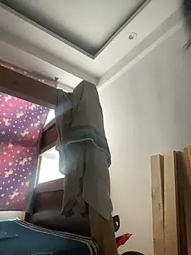 Snapshot of ateneacute chatting on April 5, 2026, 8:17 pm ateneacute online show from April 5, 2026, 8:17 pm