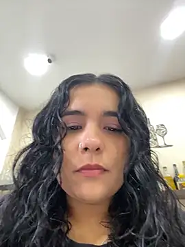 Snapshot of ateneacute chatting on April 7, 2026, 1:55 pm ateneacute online show from April 7, 2026, 1:55 pm