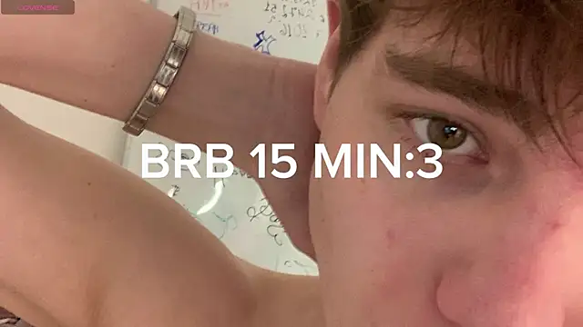 andyyzzz online show from January 11, 2026, 12:48 am