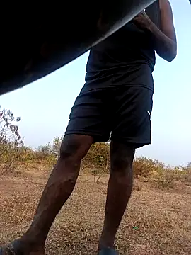 Tamilpaiyan07 online show from March 3, 2026, 12:00 pm