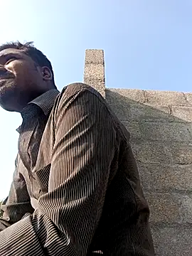 Tamilpaiyan07 online show from March 4, 2026, 2:50 am