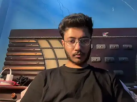 Sexy  Nerd online show from April 19, 2026, 8:13 am