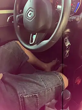 Snapshot of bety13 chatting on March 11, 2026, 9:04 am bety13 online show from March 11, 2026, 9:04 am