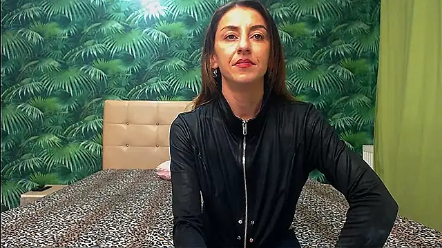 Snapshot of Stella_John chatting on December 2, 2024, 9:13 am Stella John online show from December 2, 2024, 9:13 am