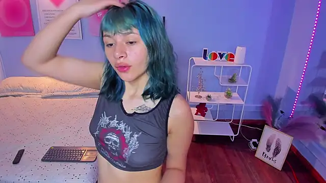 kyoto Aoki online show from February 6, 2026, 8:23 pm