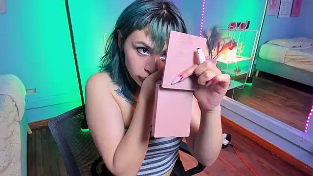 kyoto Aoki online show from March 3, 2026, 8:04 pm