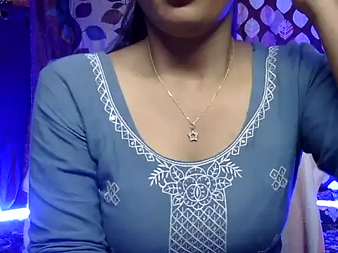 cute Dirty Diva online show from March 10, 2026, 4:56 pm