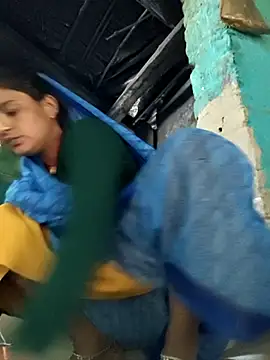 Snapshot of Madhu_cute chatting on February 18, 2026, 2:18 am Madhu cute online show from February 18, 2026, 2:18 am