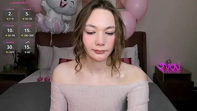 NovaEva  online show from April 2, 2026, 12:08 am