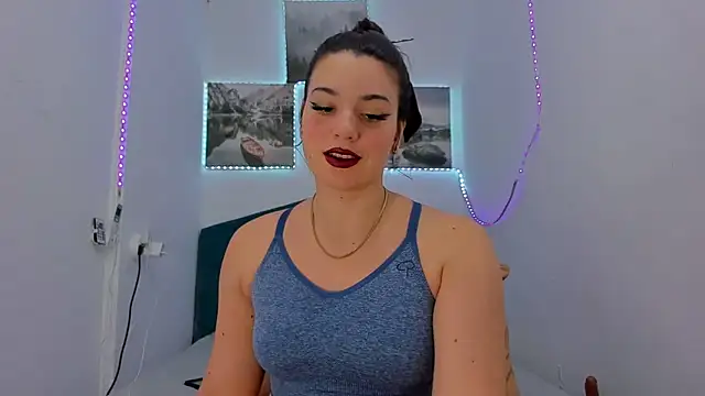 RedAssHottie online show from March 6, 2025, 4:08 am