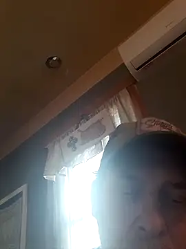 FragrantToe529 online show from February 17, 2026, 4:02 pm