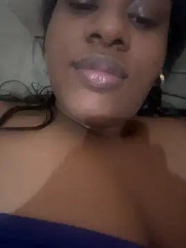amorasecy online show from May 24, 2026, 3:06 pm