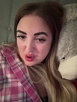 Snapshot of merabel1995 chatting on March 14, 2026, 7:08 pm merabel1995 online show from March 14, 2026, 7:08 pm