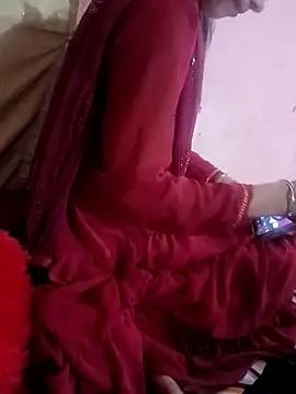 Desipari 777 online show from February 8, 2026, 4:54 pm