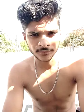 Snapshot of xrealcam699 chatting on March 2, 2026, 7:15 am xrealcam699 online show from March 2, 2026, 7:15 am