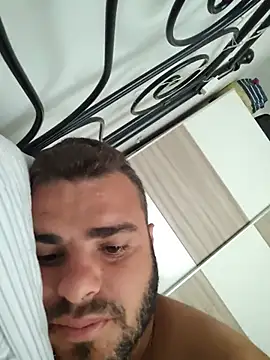 Snapshot of Ricardosafadocassdo chatting on July 18, 2026, 9:46 am Ricardosafadocassdo online show from July 18, 2026, 9:46 am