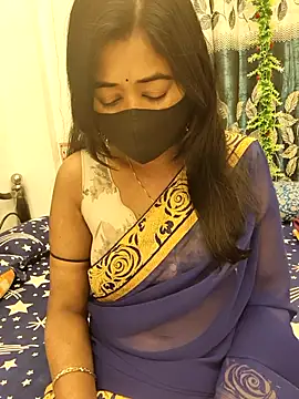 sexy-mahi  online show from February 2, 2026, 12:59 pm