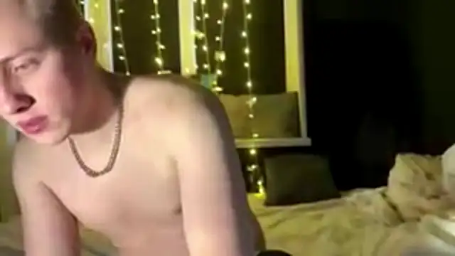 love4couple online show from March 24, 2026, 2:22 pm