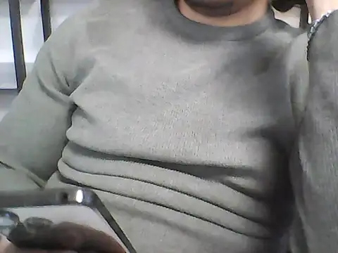 Snapshot of kingmiko12 chatting on March 18, 2026, 3:04 pm kingmiko12 online show from March 18, 2026, 3:04 pm