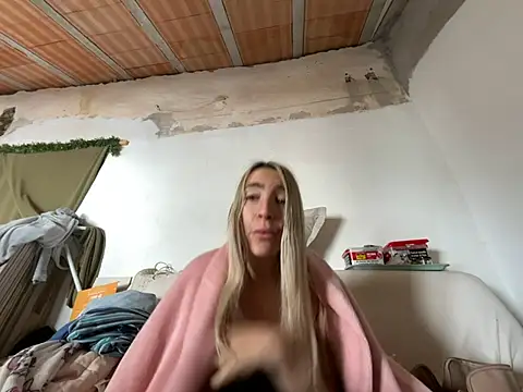 BarbieBlondieGirl online show from January 9, 2026, 12:52 pm