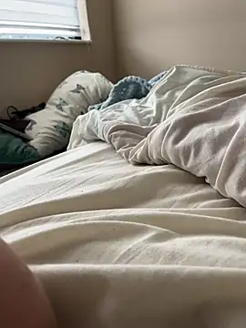 Snapshot of Ameliemist chatting on February 17, 2026, 4:02 pm Ameliemist online show from February 17, 2026, 4:02 pm