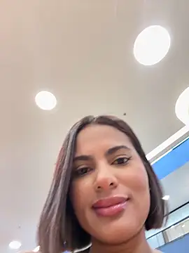 Irina Velvett online show from April 8, 2026, 11:05 pm