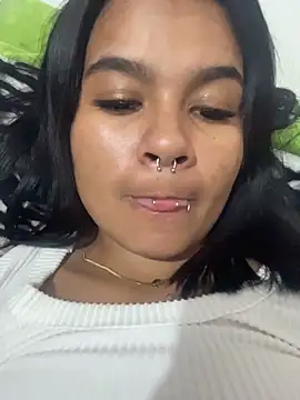 Chloe cortes online show from May 11, 2026, 12:49 am