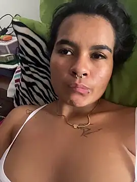Chloe cortes online show from May 17, 2026, 7:32 pm