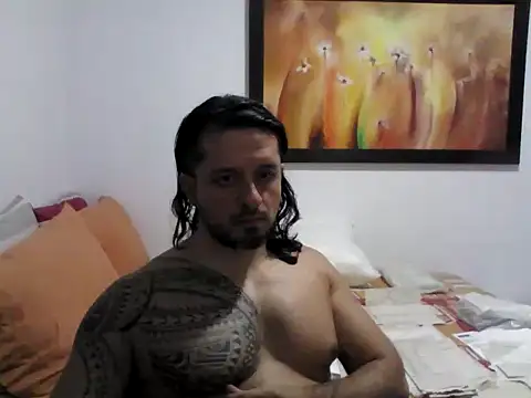 gonzzohunterr online show from April 16, 2026, 4:02 am