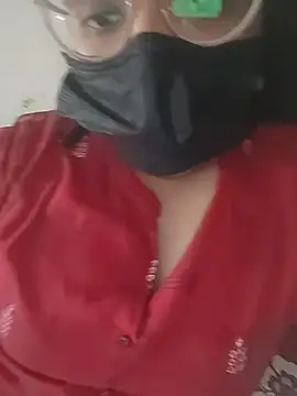 Snapshot of MaggieTelugu-15 chatting on February 24, 2026, 7:06 am MaggieTelugu-15 online show from February 24, 2026, 7:06 am