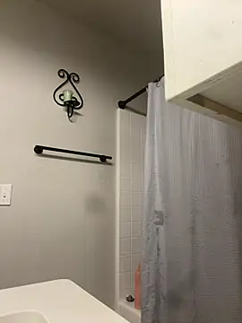 Snapshot of Trippyyb28 chatting on February 18, 2026, 7:48 am Trippyyb28 online show from February 18, 2026, 7:48 am